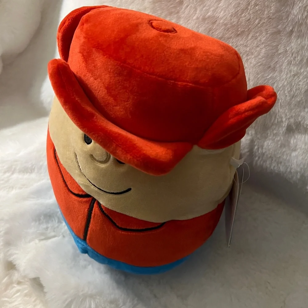 NWT Charlie Brown Peanuts Christmas 2022 Squishmallow Collectible
